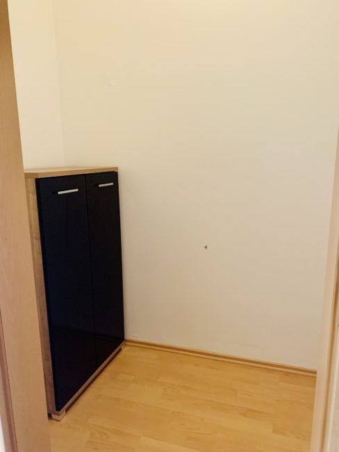 Pronájem 1+kk s lodžií a parkováním, 36 m2 – Svatojánská