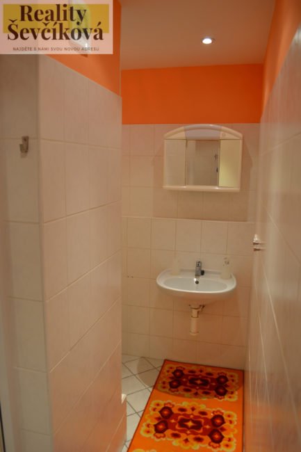 Pronájem zařízeného 2+1, 47 m2 – Durychova