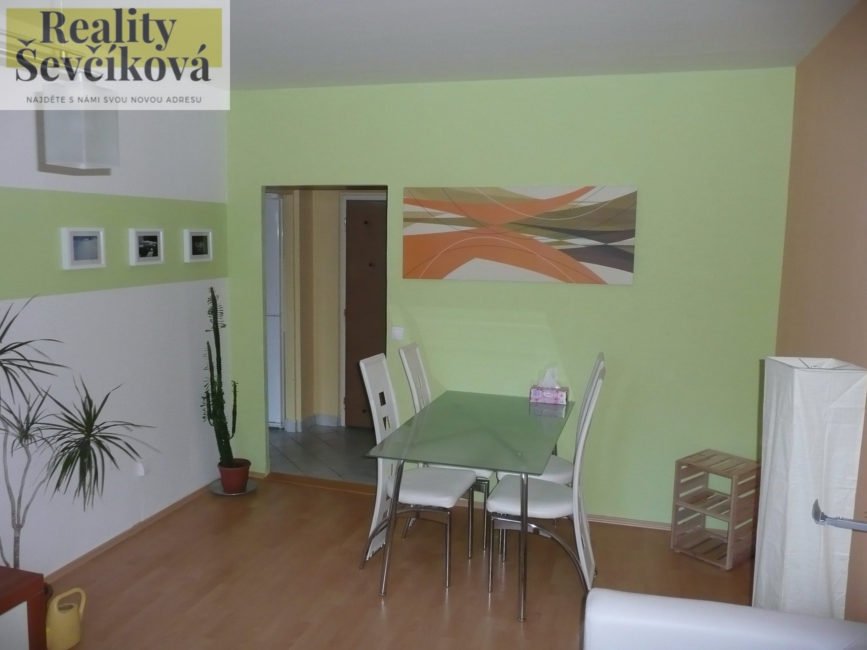 Pronájem zařízeného 2+1, 47 m2 – Durychova