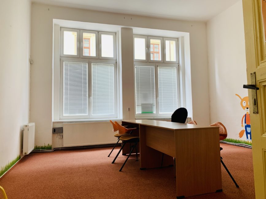 Pronájem nebytového prostoru/kanceláře, 50 m2 – Špitálská, Velké náměstí