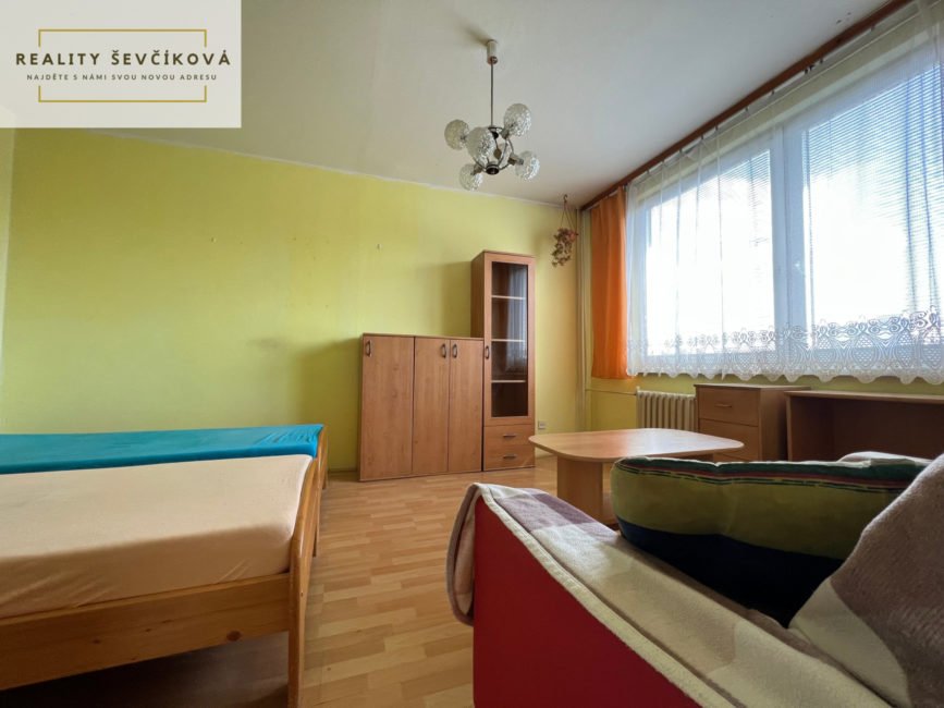 Prodej bytu 1+1 s komorou, 32 m2 – Brožíkova, Hradec Králové