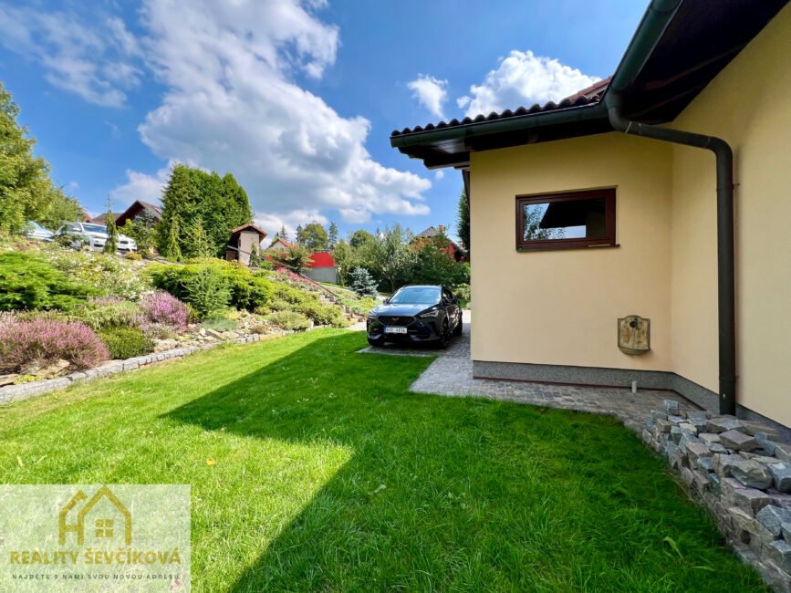 Prodej nadstandardního domu 7+kk, 1 732 m2 – V Břízkách, Žamberk
