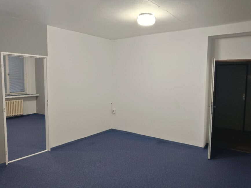 Pronájem kanceláře, 42 m2 – Ječná, Hradec Králové