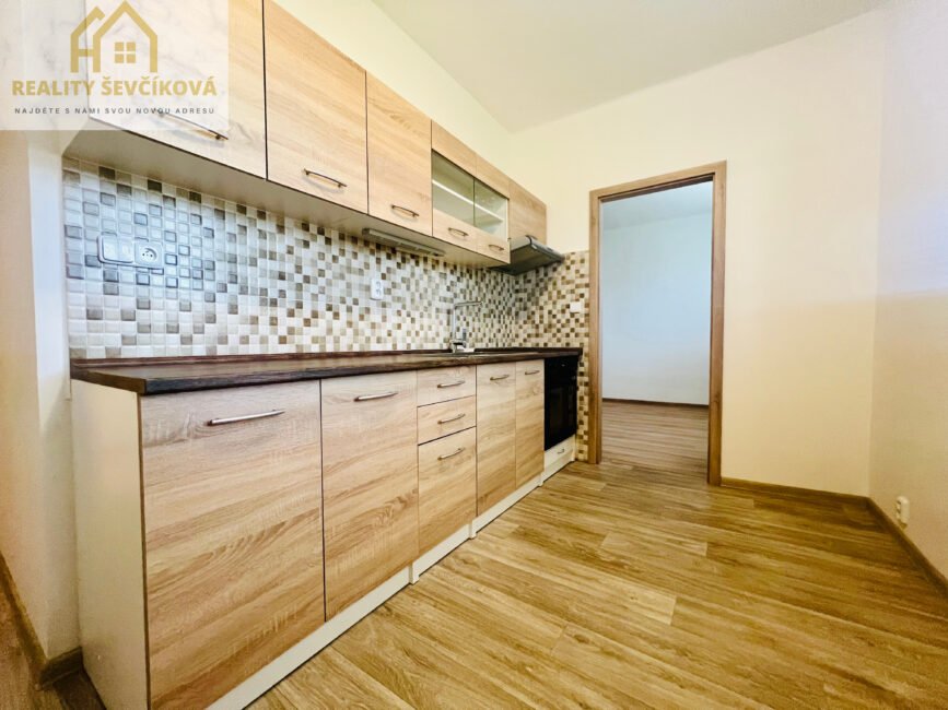 Pronájem pěkného 1+1 po rekonstrukci, 31 m2 – Kydlinovská