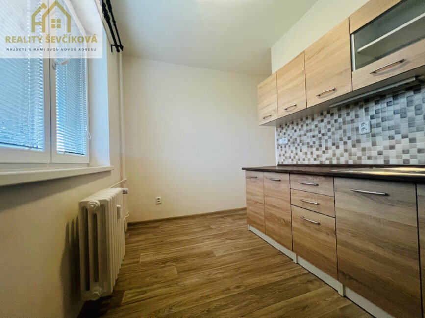 Pronájem pěkného 1+1 po rekonstrukci, 31 m2 – Kydlinovská