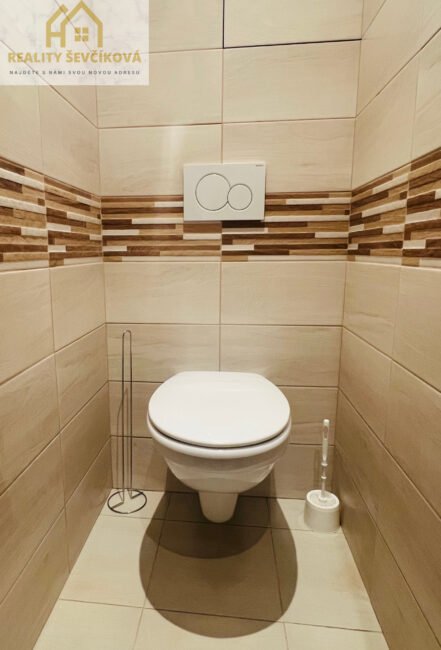 Pronájem pěkného 1+1 po rekonstrukci, 31 m2 – Kydlinovská