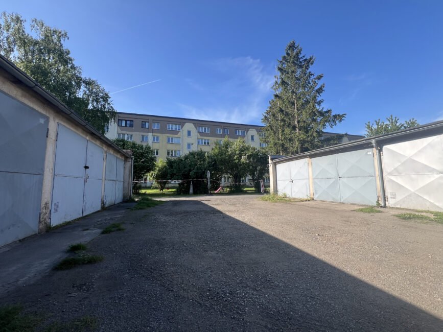 Prodej garáže, 18 m2 – Severní, Hradec Králové